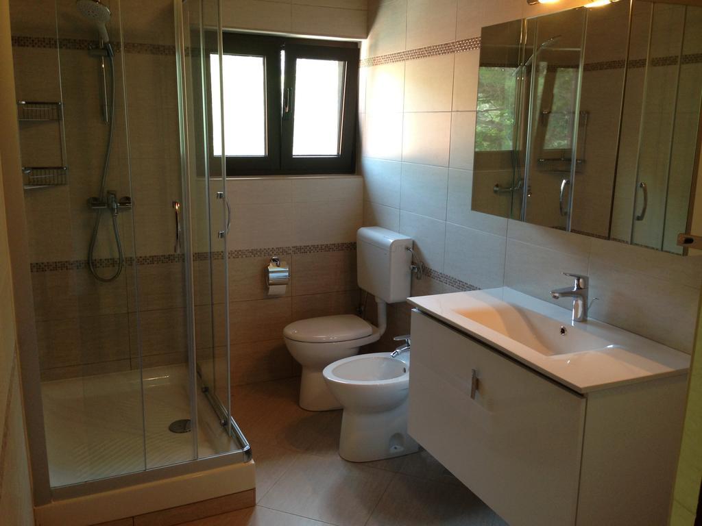 Apartments Karabaic Punat Exterior photo