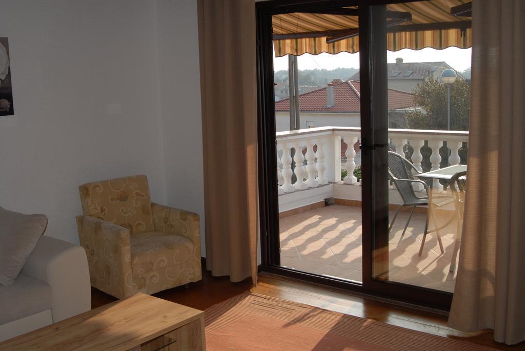 Apartments Karabaic Punat Exterior photo
