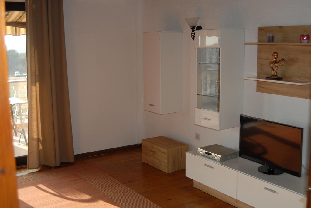 Apartments Karabaic Punat Exterior photo
