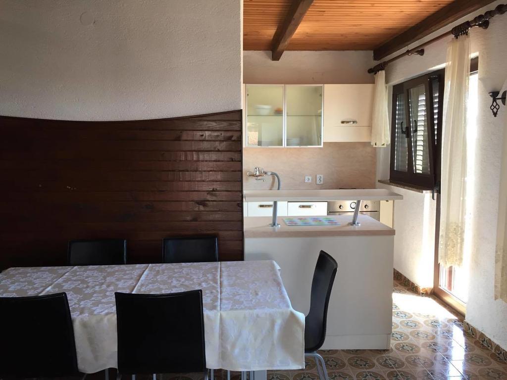 Apartments Karabaic Punat Room photo